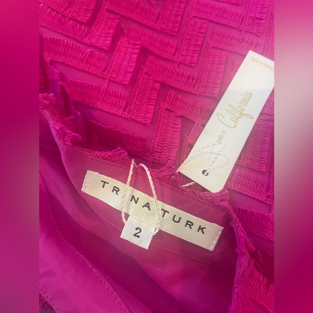 Trina Turk Seaway Eyelash Zigzag Off Shoulder/ Hot Pink Dress Size 2 NWT - Picture 6 of 14